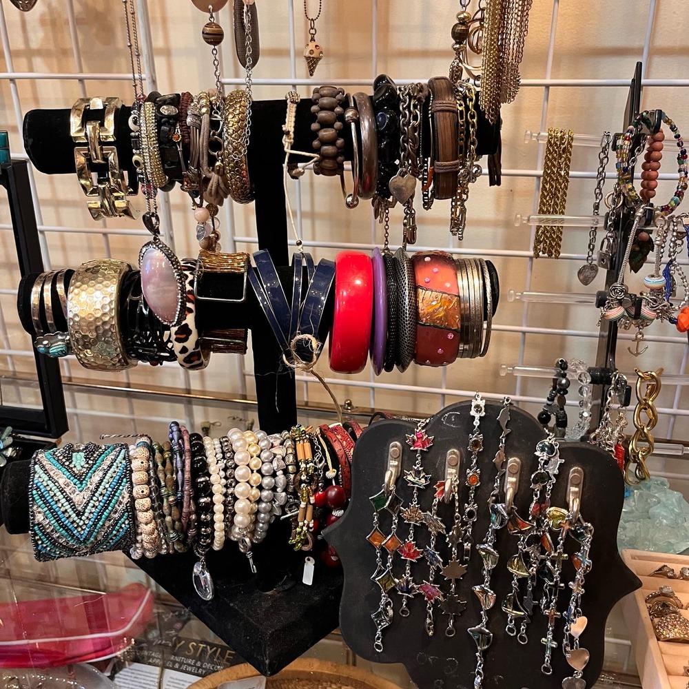 Jewelry/ Accessory Mix and Match Bundle - Picture 9 of 11